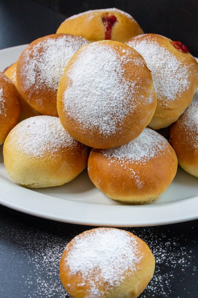 Berliner Aus Dem Backofen Was Gibt S Zu Essen Liebling