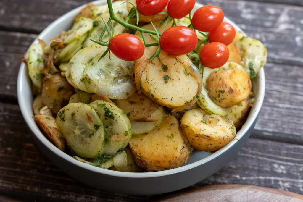 Rezept kaltwarmer Kartoffelsalat aus Bratkartoffeln 
