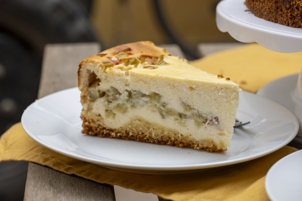 Käsekuchen mit Rhabarber